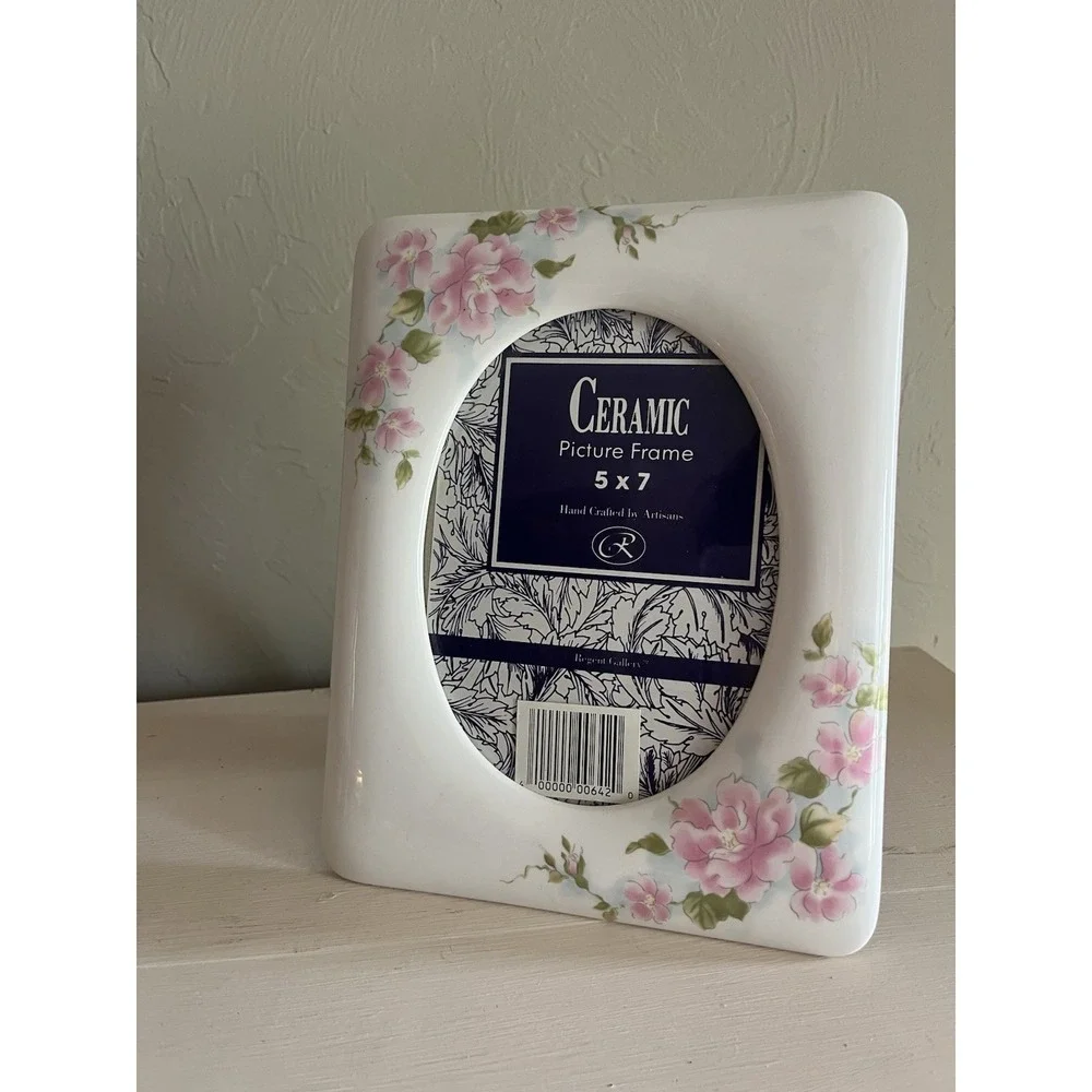 Vintage Ceramic Picture Frame White Pink Floral 5x7 Cottagecore Grannycore Sweet